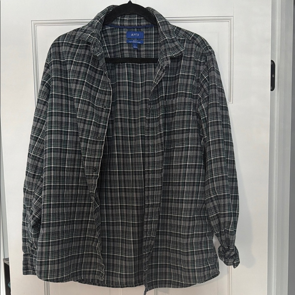 APT 9 Plaid Button-Up Shirt